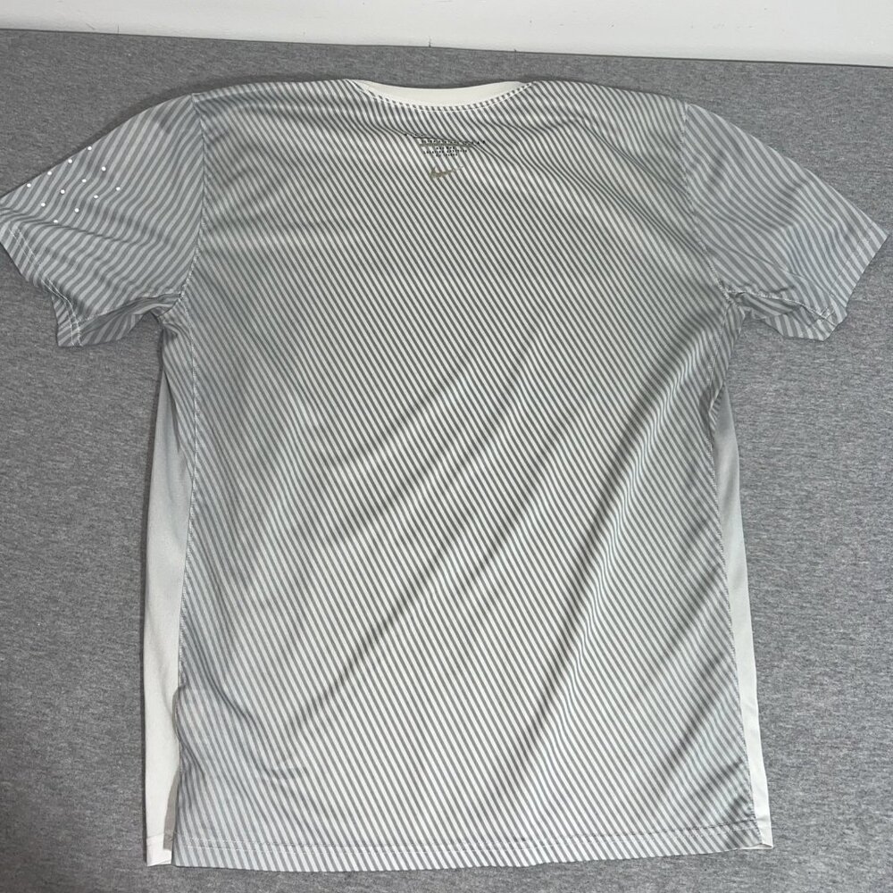 Nike Flyknit Sportswear Ultra Systems Gray Men’s Large Dri Fit - Picture 7 of 7